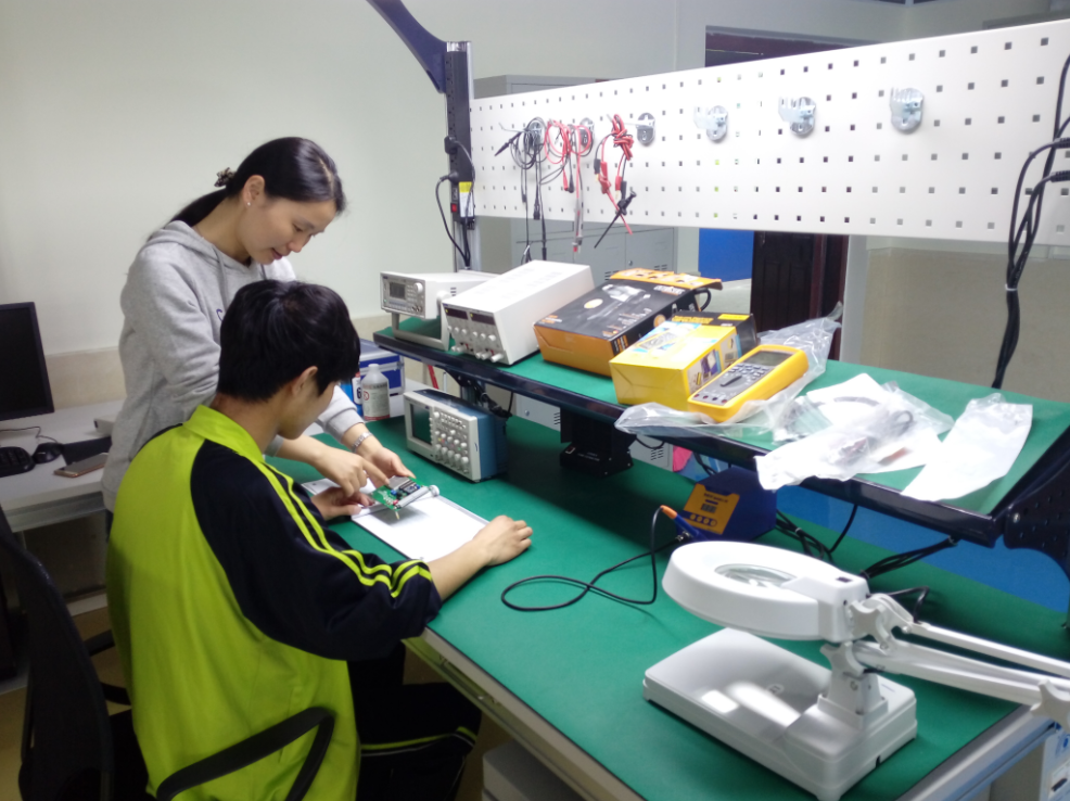 机电工程系首进技能大赛国赛取得历史性突破